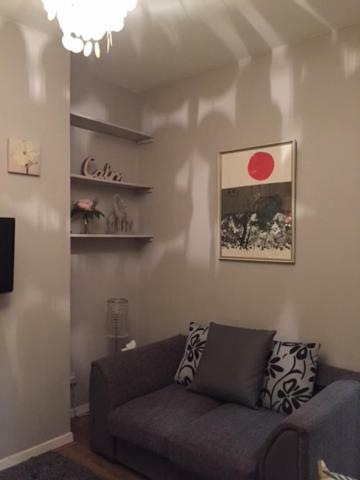 Perfect 2 Bedroom Flat Shepherds Bush W12 ลอนดอน ภายนอก รูปภาพ